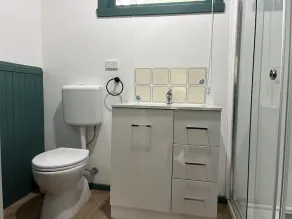 School Cottage - Image 3