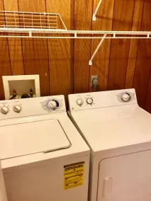 Peaceful Roomy Estate In the City (Limited Offer!) - Image 2