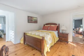 A Quintessential New England Historical Guesthouse - Image 4