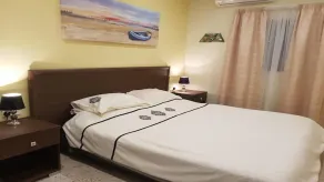 MERHBA BEACH FRONT ECKE WOHNUNG. - Image 2