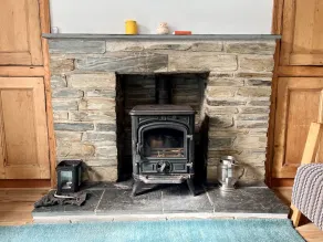 Fisherman's Cottage in the heart of Polruan - WITH WIFI & PARKING - Image 2