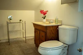 Huge 3BR, 3Bath, 2000 sqft. short walk to beach - Image 4