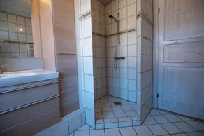 Axelgaard Guest Rooms - Image 5