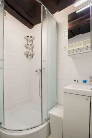 Casa vacanze con WLAN in una posizione tranquilla - Image 4