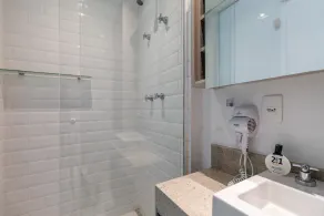 Apartment with one bedroom and living room in Vila Olimpia with swimming pool and garage - Image 5