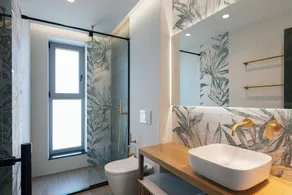 Macaw Luxury Residence, daily housekeeping included! - Image 5