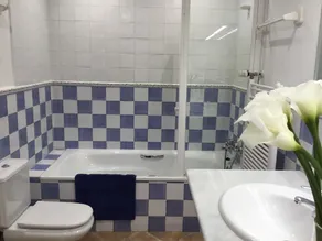 Meget rummelig familie villa med stor privat pool og smuk udsigt over havet - Image 4