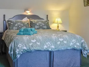 2 bedroom accommodation in Ullapool - Image 5