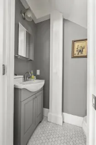 Historic farmhouse w/ private Catskill Creek access. Close to skiing and hiking. - Image 3