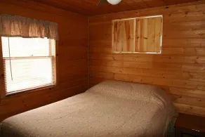 Chief Lake Lodge Cabin #2 - Image 4