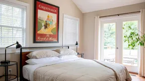 Downtown Charlottesville Carriage House - Image 3