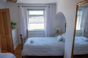 Pet friendly \"Home from Home\" with sea view near the Giant's Causeway - Image 5