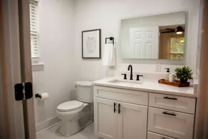 Beautifully Renovated and Decorated Home in Great Neighborhood - Image 4