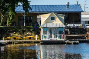 Cottage flottant. . . Doucement sur la rivière - Image 5