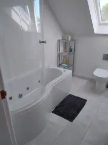 farm cottage with hottub - Image 2
