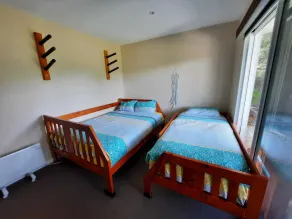 Family sized beach house -  only 2 minutes walk to surf beach! - Image 5