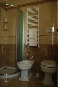 Daphnae House Charmiga lyxrum Galatea-rum - Image 3