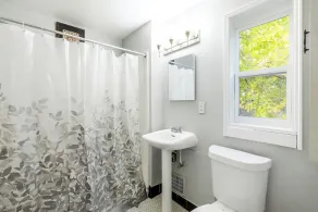 Quiet Pittsburgh 3BR | Parking, AC + Pets - Image 5