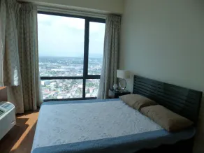Eastwood Mall 1BR Muji Style Condo above Eastwood Mall - Image 5