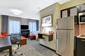Great Location | Studio | Free Wi-Fi + Breakfast - Image 5