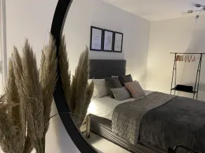 Luxury hotel style 2-bed home with hot tub central location (pet friendly) - Image 3