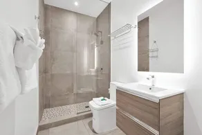 Condo with Amazing Views in the Heart of Brickell - Image 5