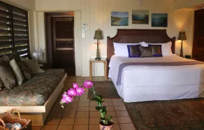 Villa Capiz: Luxury Hilltop Villa with Pool, Jacuzzi and Panoramic Ocean Views - Image 4
