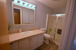 Northport Beach Retreat-Waterfront-Pet ok - Image 3