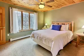 Waterfront cozy cabin near Mt. & Lake Sunapee - Image 4