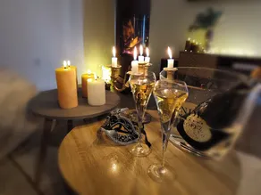 Love House, Une Bouteille de Champagne Offerte - Image 3