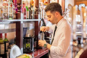 The Carre Arms Hotel & Restaurant - Image 4