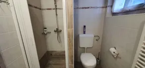 Holiday home near water with air conditioning and internet - Image 3