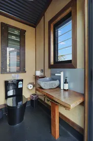 Tree House #4 Red,Private three levelled building with BBQ ,Smart TV, kitchen - Image 3