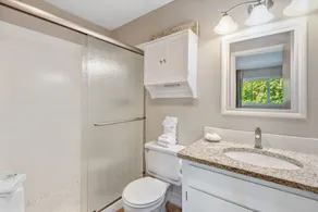 Bend Riverside Rentals - Image 4