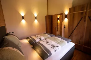 \"burgi Alm\" für 4-6 Personen, 2 Separate Schlafzimmer, Terrasse mit Bergblick, Whirlpool, Infrarotliegen - Image 3
