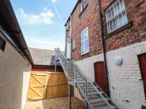 FLAT 2, romantic, with a garden in Prestatyn - Image 5
