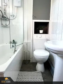 Large Serviced Apartment - Taunton - Image 2