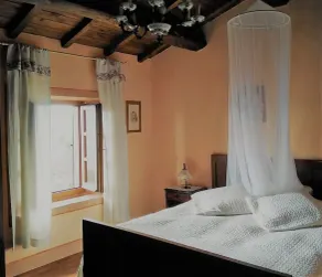 Barga – Ferienhaus & Scheune, viel Land, privater Pool, WLAN, schöne Aussicht! - Image 4