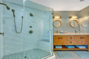 5BR/4.5BA • Ocean Views • Pool & Hot Tub • Dock • Kayaks • Bikes & More - Image 3