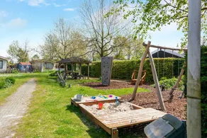 Luksus hytte nær Ouddorp med have - Image 3
