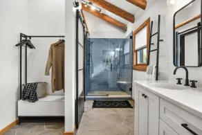 Riverfront Custom Retreat - The Great River Ranch - Image 5