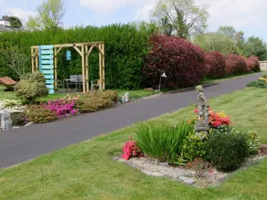 Beautiful home and location Farmhouse Home-stay Suite - Image 3