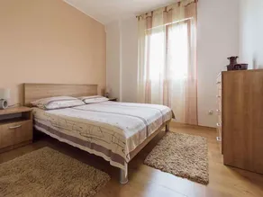 Holiday apartment with balcony - Image 5