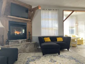 The Inn at Dirickson Creek - Room Three - Image 3