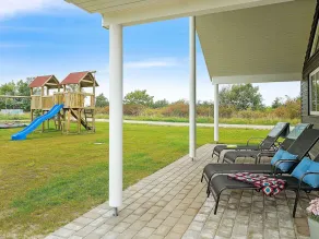 Spacious Holiday Home in Grenå near Sea - Image 3