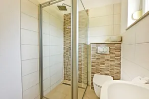 Apartment Laura A with shared pool - Image 3