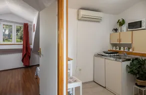 Old Town Sunrise Apartments - Image 5