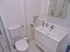 Beautiful studio apartment only 20 minutes from the center of Munich - Image 3