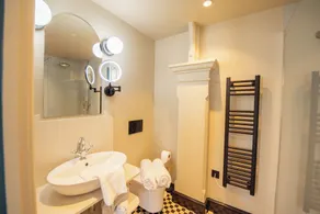 The Carre Arms Hotel & Restaurant - Image 5