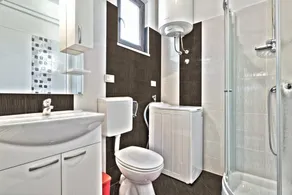 CICI house with apartment - Image 2